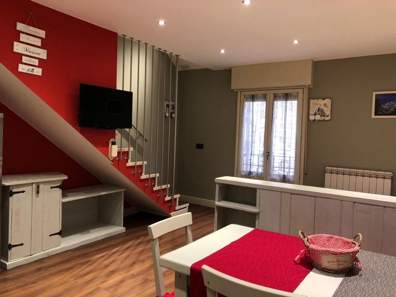 Apartamentos El Rincon De Andrea II Biescas  Exteriér fotografie